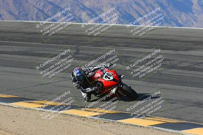 media/Mar-21-2025-CVMA Friday Practice (Fri) [[30cd4fe323]]/2-Racer 1/Session 2 (Bowl)/